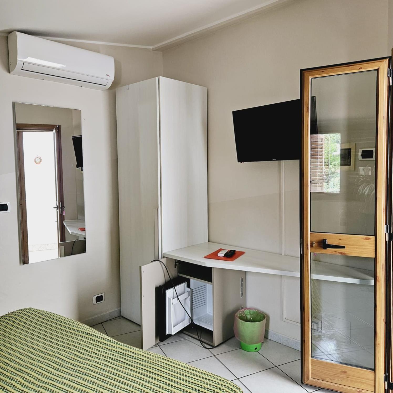 B&B Villa Maria Giardini Naxos Esterno foto